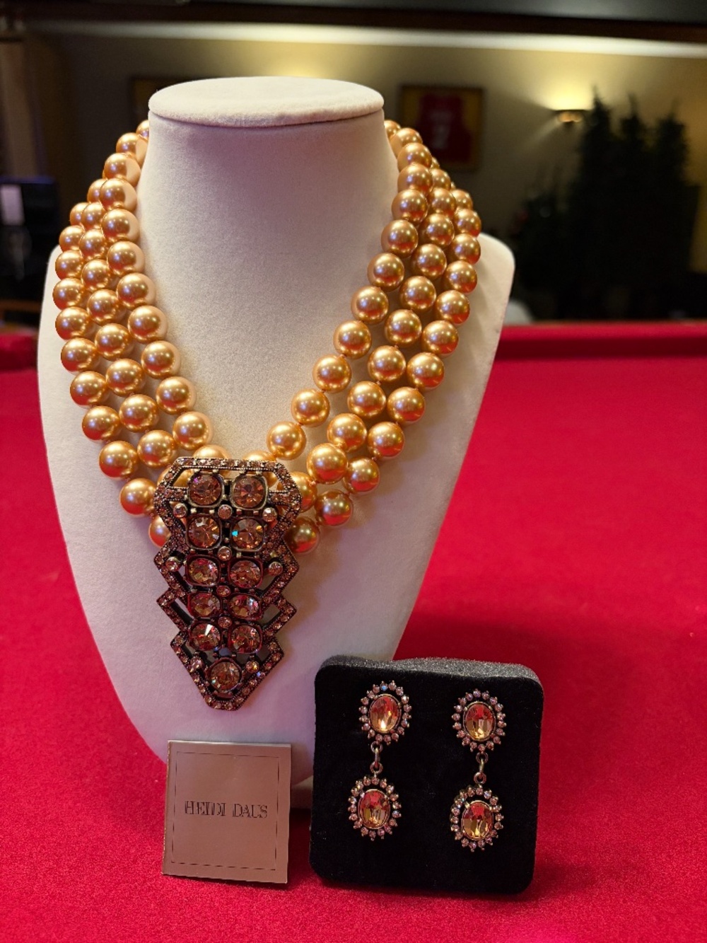 RARE Heidi Daus Pearl Crystal Necklace Earring Set